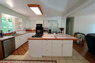 147 Blue Ridge Ave, Chester Gap, VA 22623 - Photo 9