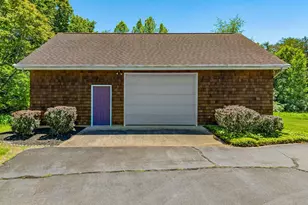 176 Rock Mills Rd, Castleton, VA 22716 - Photo 47