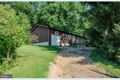 16 Headwaters Road, Chester Gap, VA 22623 - Photo 1