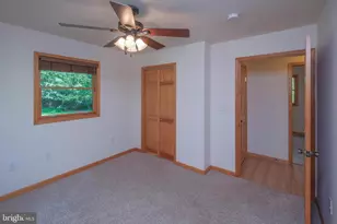 16 Head Waters Rd, Chester Gap, VA 22623 - Photo 35