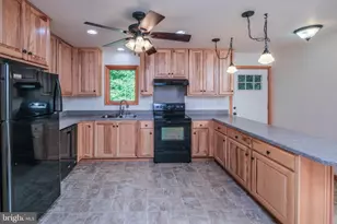 16 Head Waters Rd, Chester Gap, VA 22623 - Photo 17