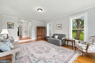 558 Gay St, Washington, VA 22747 - Photo 9