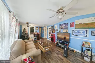 335 Bells Dr, Warsaw, VA 22572 - Photo 5