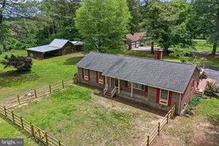 31 Bunker Rd, Farnham, VA 22460 - Photo 1