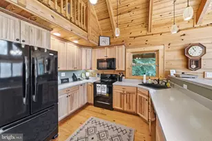 32 Shoreline Dr, Warsaw, VA 22572 - Photo 11