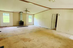 194 Flying Dove Ln E, Hedgesville, WV 25427 - Photo 5