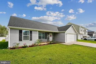 143 Toulouse Ln, Martinsburg, WV 25403 - Photo 1