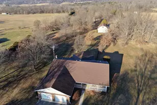 229 Hollis Dr, Gerrardstown, WV 25420 - Photo 9