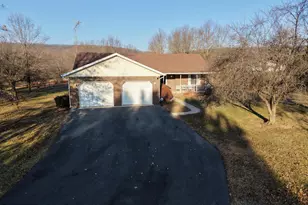229 Hollis Dr, Gerrardstown, WV 25420 - Photo 11