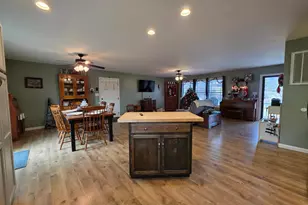 135 Hershel Ln, Hedgesville, WV 25427 - Photo 9