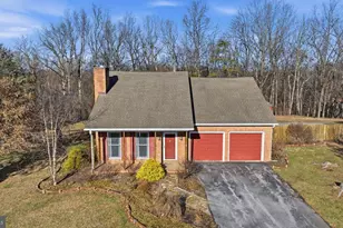 172 Mustang Dr, Falling Waters, WV 25419 - Photo 3