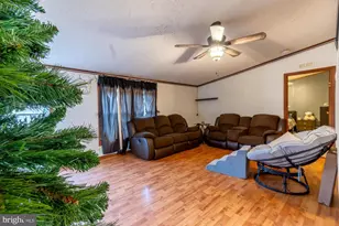 391 Leons Fords Rd, Hedgesville, WV 25427 - Photo 17