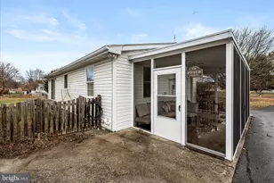 1947 Greensburg Rd, Martinsburg, WV 25404 - Photo 35
