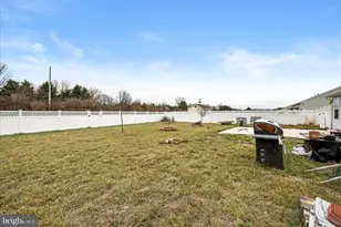 746 Switchgrass Ct, Bunker Hill, WV 25413 - Photo 31