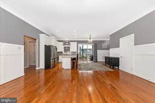 210 Aylesbury Ln, Martinsburg, WV 25403 - Photo 9