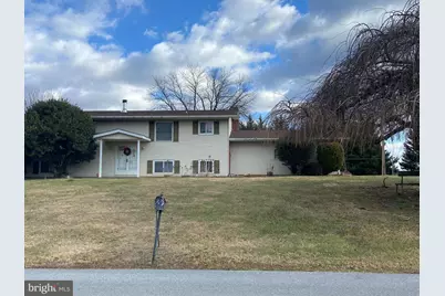 18 Beacon Drive, Martinsburg, WV 25403 - Photo 3