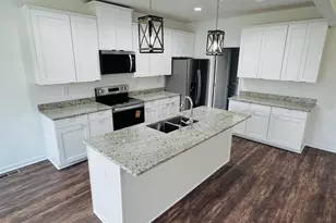 615 N Western Ave, Martinsburg, WV 25404 - Photo 3