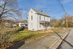 210 Gussie Ave, Martinsburg, WV 25404 - Photo 3