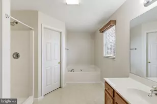 148 Vinca Ln, Falling Waters, WV 25419 - Photo 25
