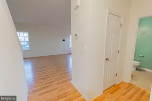 155 Kennedy Cir, Martinsburg, WV 25404 - Photo 7