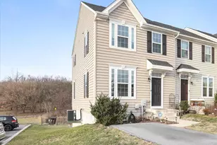 183 Ontario Dr, Falling Waters, WV 25419 - Photo 1