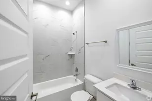 68 Lockwood Dr, Inwood, WV 25428 - Photo 5