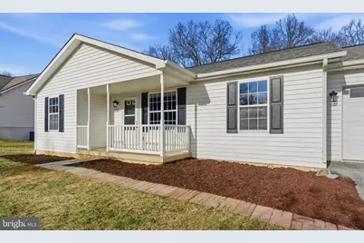 330 Pacific Boulevard, Hedgesville, WV 25427 - Photo 7