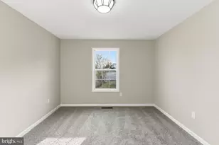 330 Pacific Blvd, Hedgesville, WV 25427 - Photo 23