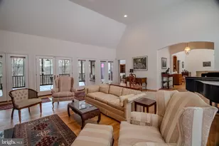 812 Steeplechase Ln, Martinsburg, WV 25404 - Photo 13