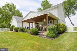 37 Tilburg Ln, Martinsburg, WV 25405 - Photo 9