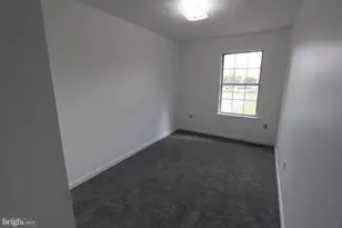 160 Stadium Cir, Inwood, WV 25428 - Photo 9