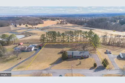 151 Tenderheart, Falling Waters, WV 25419 - Photo 5