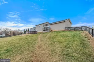 44 Spyglass Dr, Martinsburg, WV 25403 - Photo 35