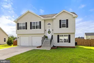 337 Soldier Dr, Bunker Hill, WV 25413 - Photo 11