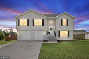 337 Soldier Dr, Bunker Hill, WV 25413 - Photo 1