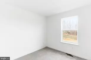 129 Courthouse Dr, Martinsburg, WV 25404 - Photo 15