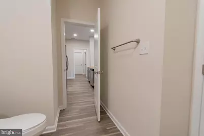 215 W King Street #APT B, Martinsburg, WV 25401 - Photo 29