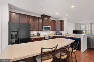 23 Mississippi Pt, Falling Waters, WV 25419 - Photo 7