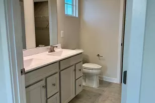 225 Caracas Blvd, Martinsburg, WV 25403 - Photo 5