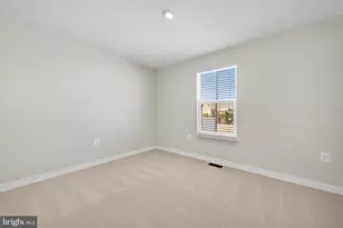 54 Norfolk Ln, Martinsburg, WV 25405 - Photo 7