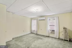 206 E Burke St, Martinsburg, WV 25401 - Photo 19