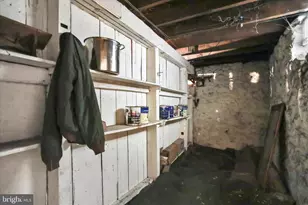 206 E Burke St, Martinsburg, WV 25401 - Photo 27