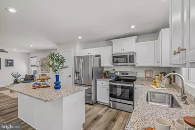 172 Tutbury Lane, Martinsburg, WV 25405 - Photo 9