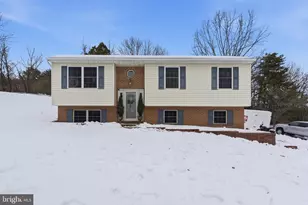 52 Domino Ct, Martinsburg, WV 25404 - Photo 1