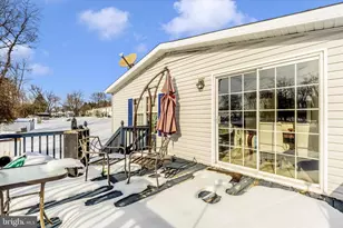 122 Pauls Pl, Falling Waters, WV 25419 - Photo 45