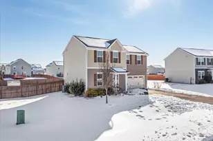 248 Tickseed Ct, Bunker Hill, WV 25413 - Photo 3