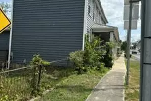 201 N Mary St, Hedgesville, WV 25427 - Photo 5