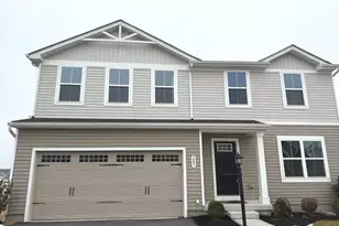 285 Sanctuary Dr, Hedgesville, WV 25427 - Photo 1