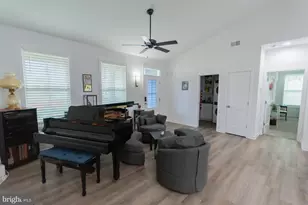 57 Cilantro Ln, Bunker Hill, WV 25413 - Photo 3