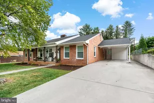 203 N Rosemont Ave, Martinsburg, WV 25401 - Photo 1